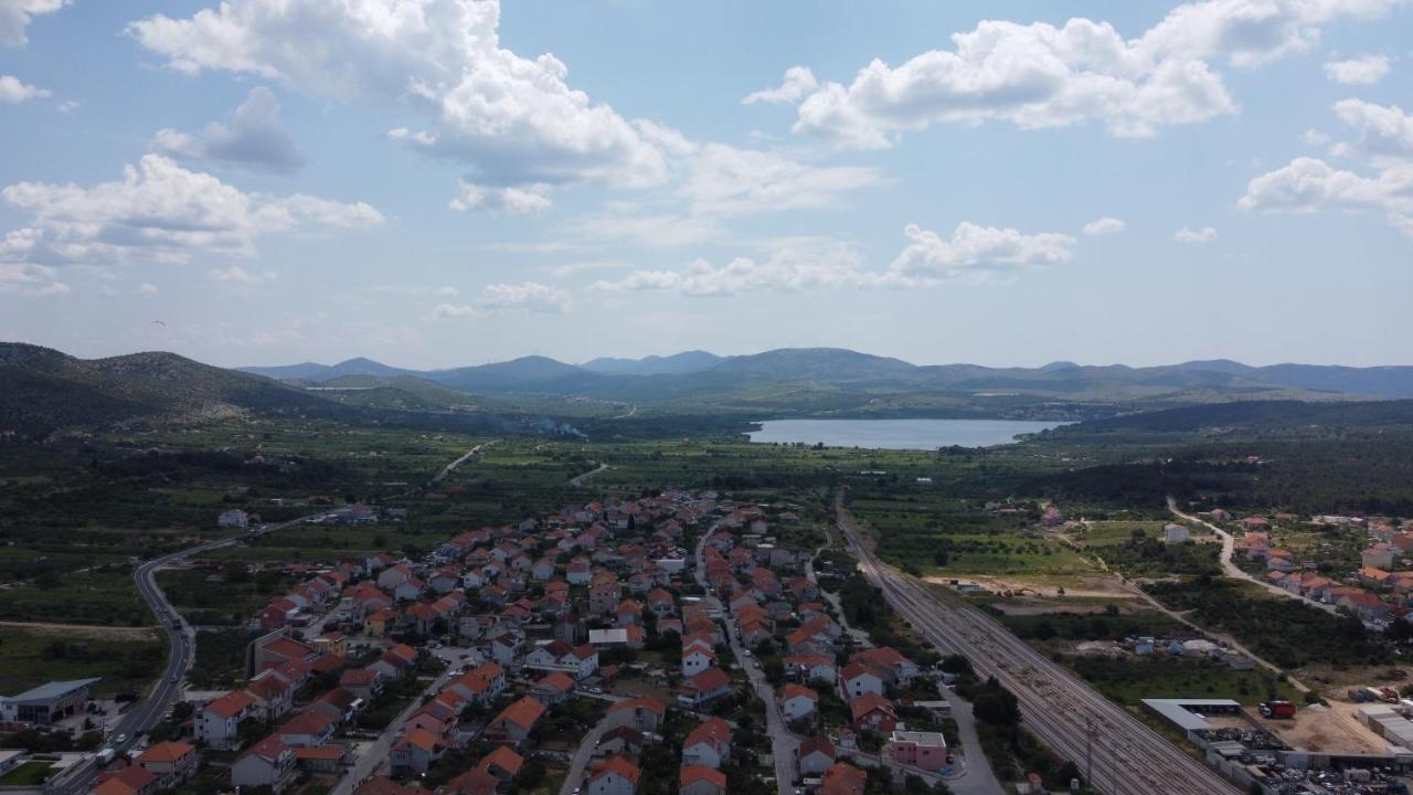 Hotel Apartman Palme Šibenik Exterior foto